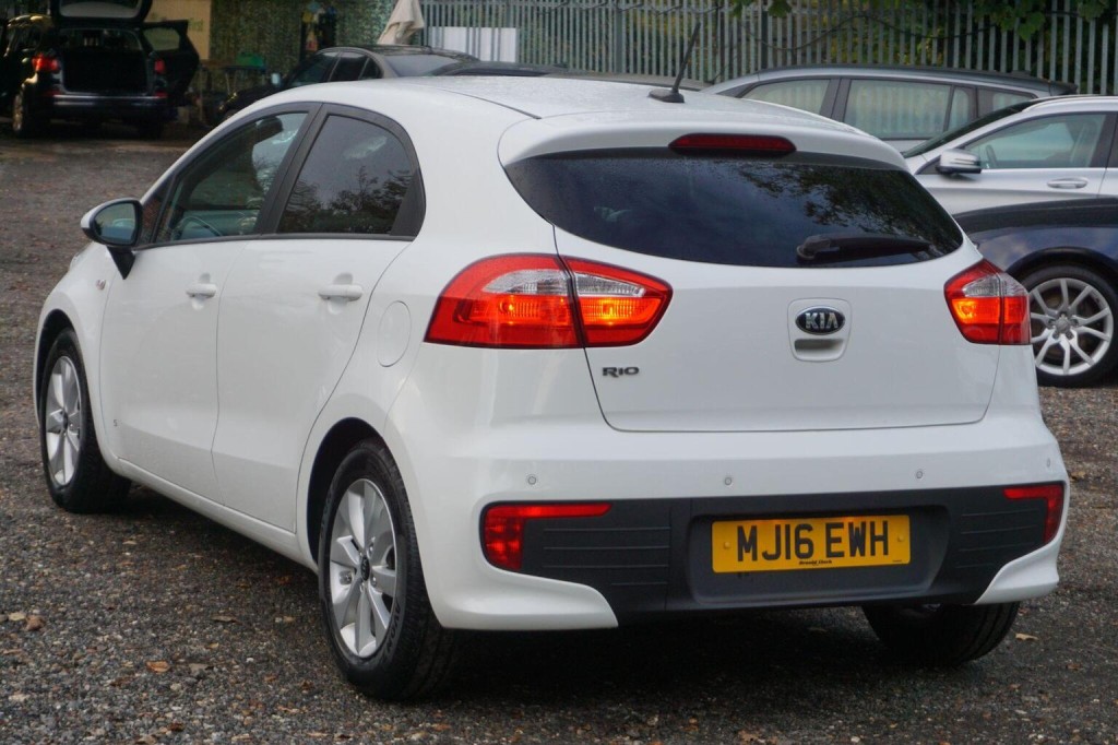 KIA RIO