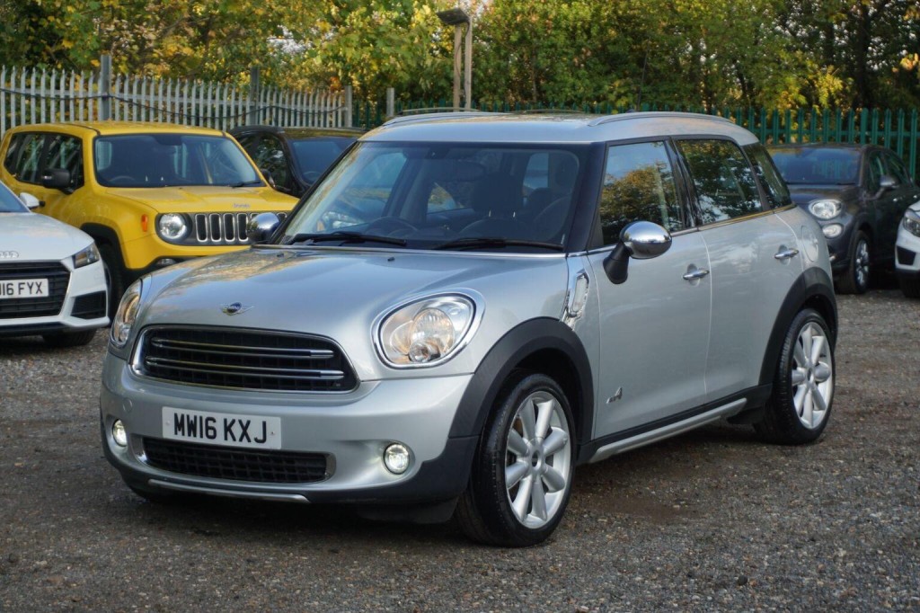 MINI COUNTRYMAN