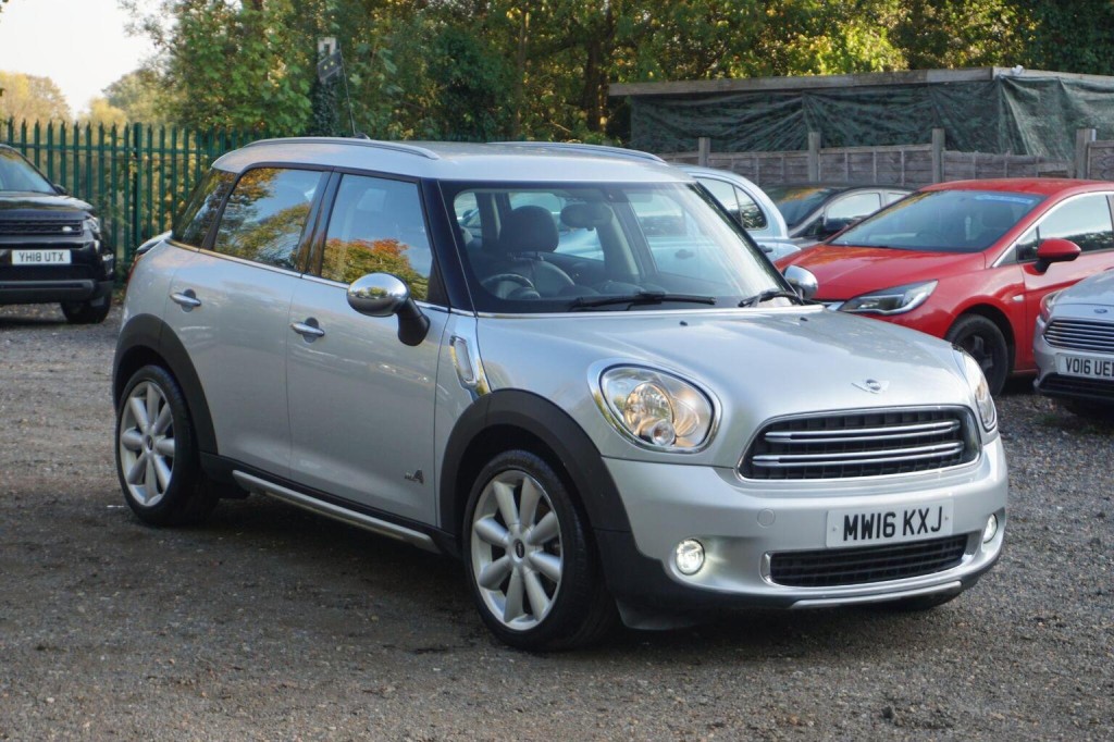 MINI COUNTRYMAN