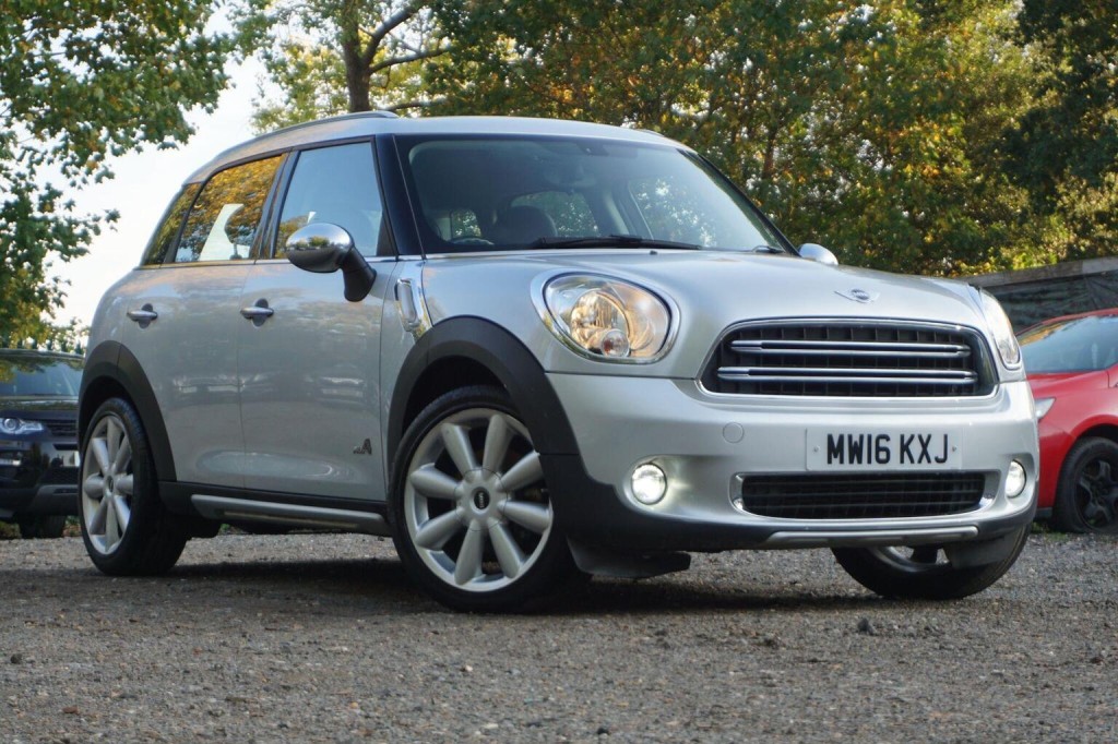 MINI COUNTRYMAN