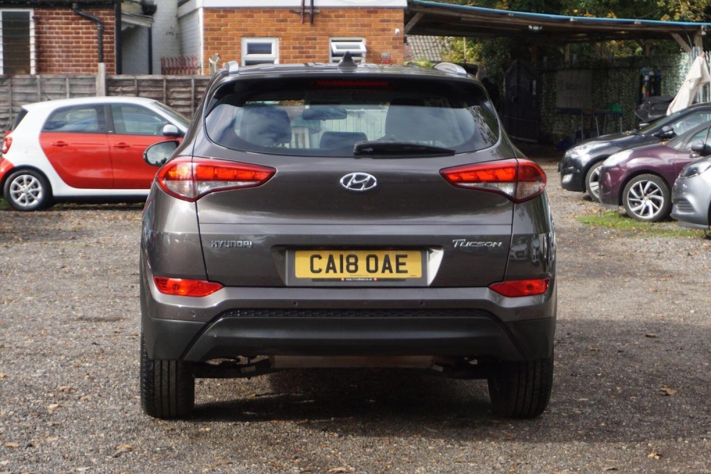 HYUNDAI TUCSON