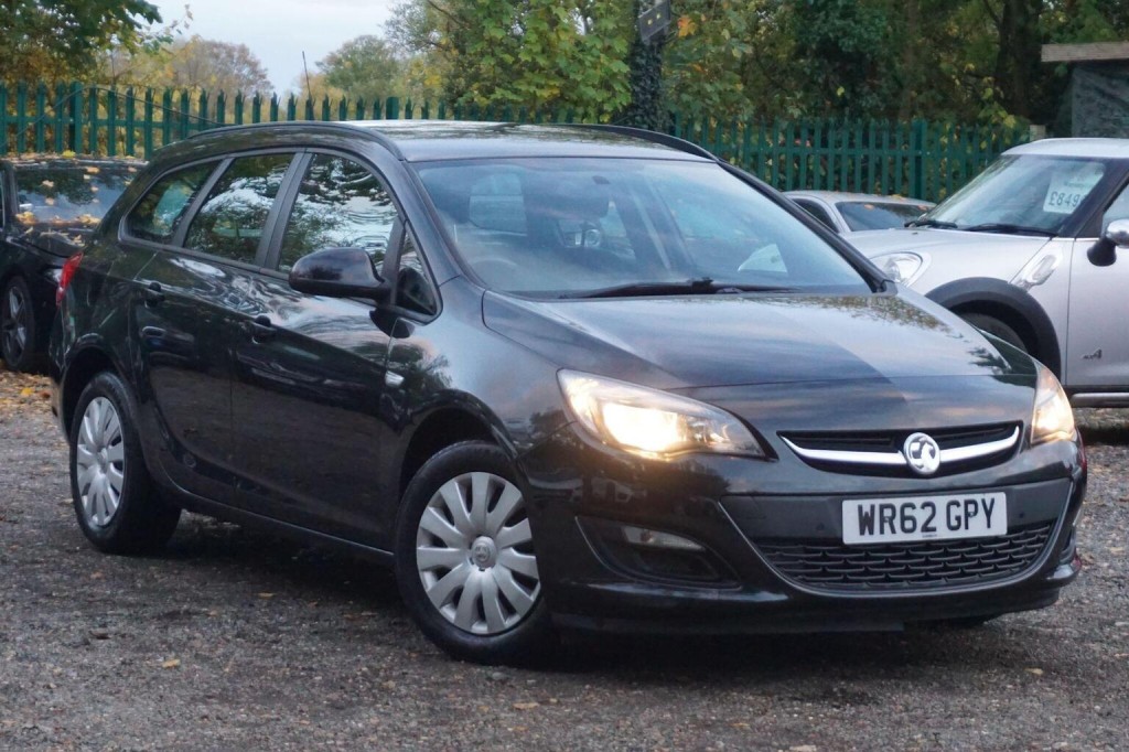 VAUXHALL ASTRA