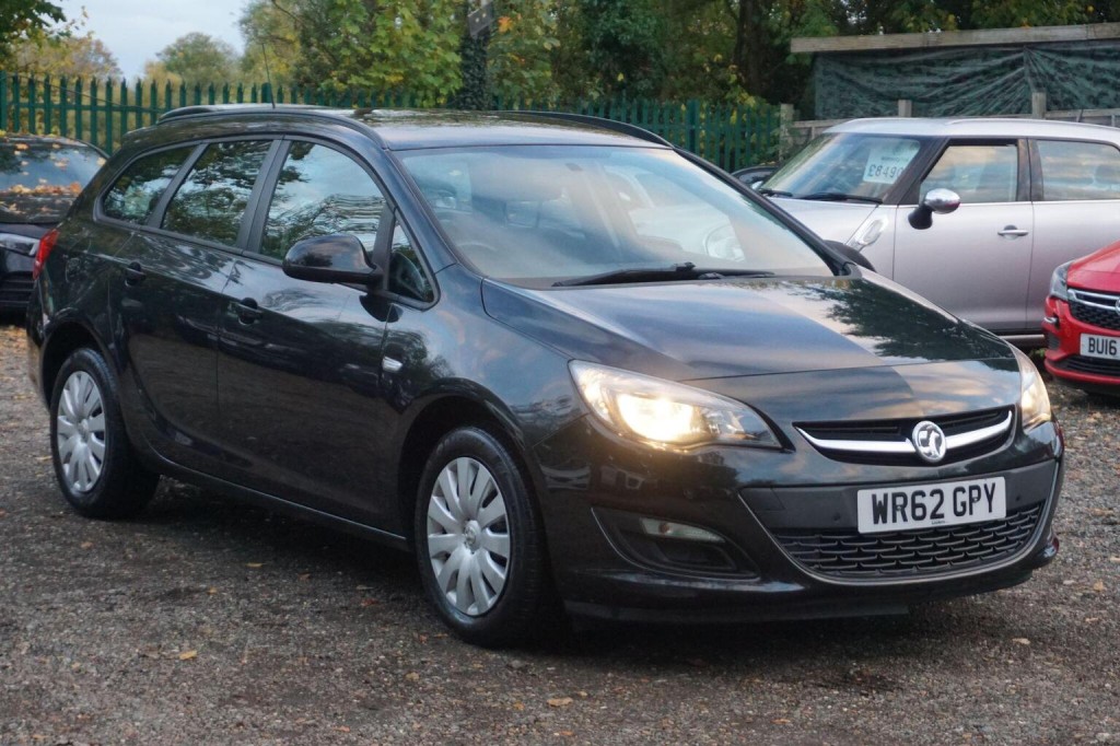 VAUXHALL ASTRA