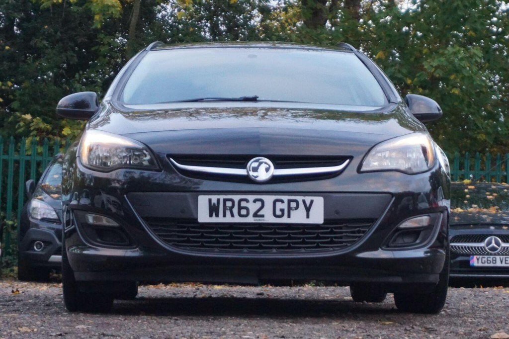 VAUXHALL ASTRA