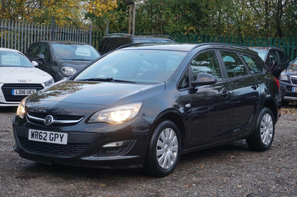 VAUXHALL ASTRA