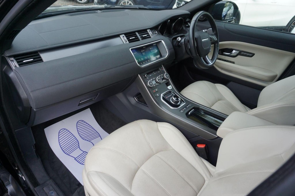 LAND ROVER RANGE ROVER EVOQUE