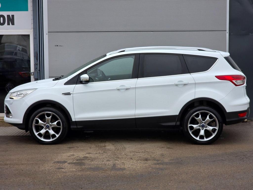 FORD KUGA
