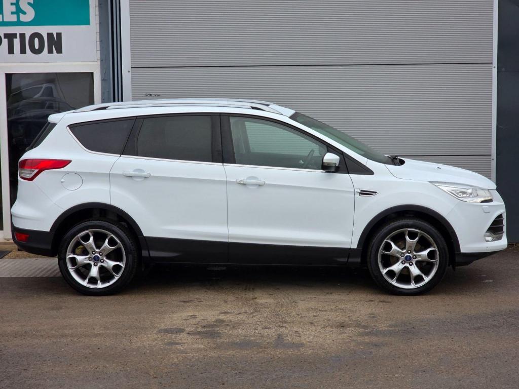 FORD KUGA