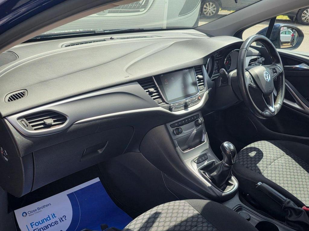 VAUXHALL ASTRA