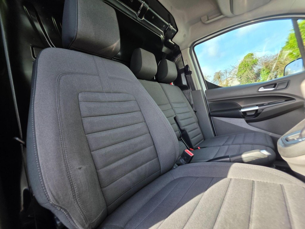 FORD TRANSIT CONNECT