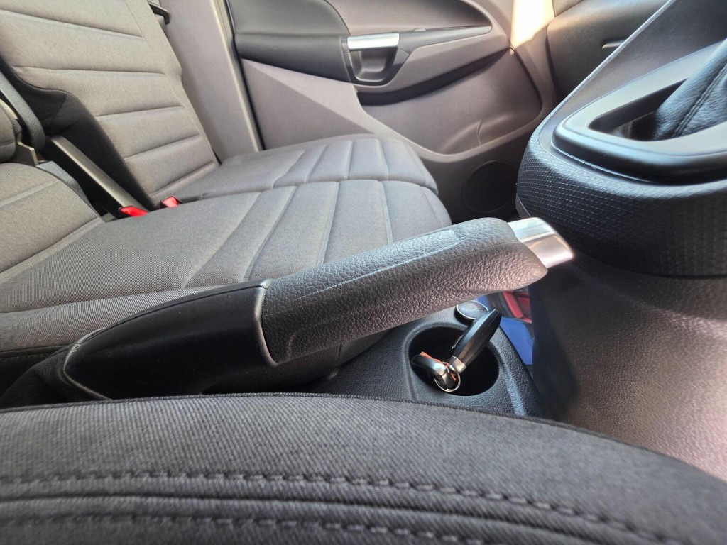 FORD TRANSIT CONNECT