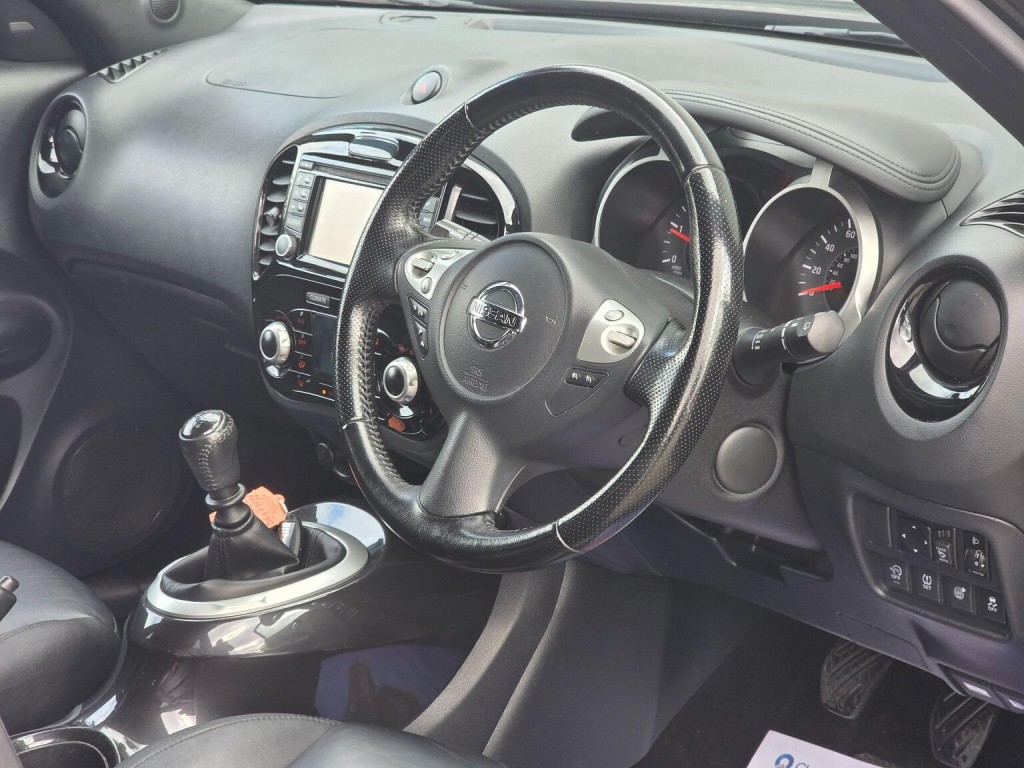 NISSAN JUKE
