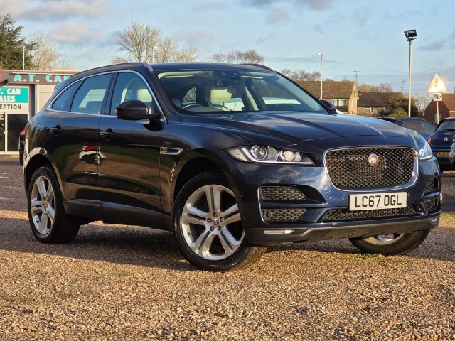 JAGUAR F-PACE