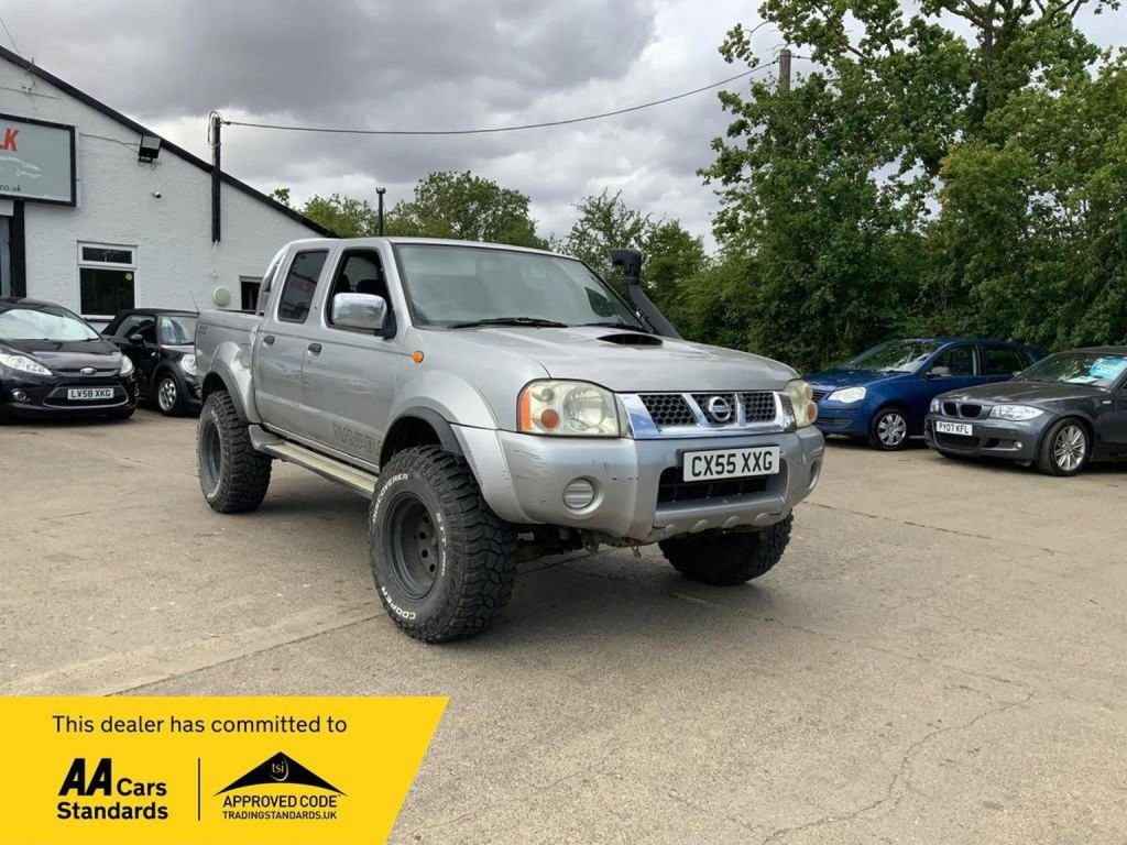 NISSAN NAVARA 2.5 Di 4dr