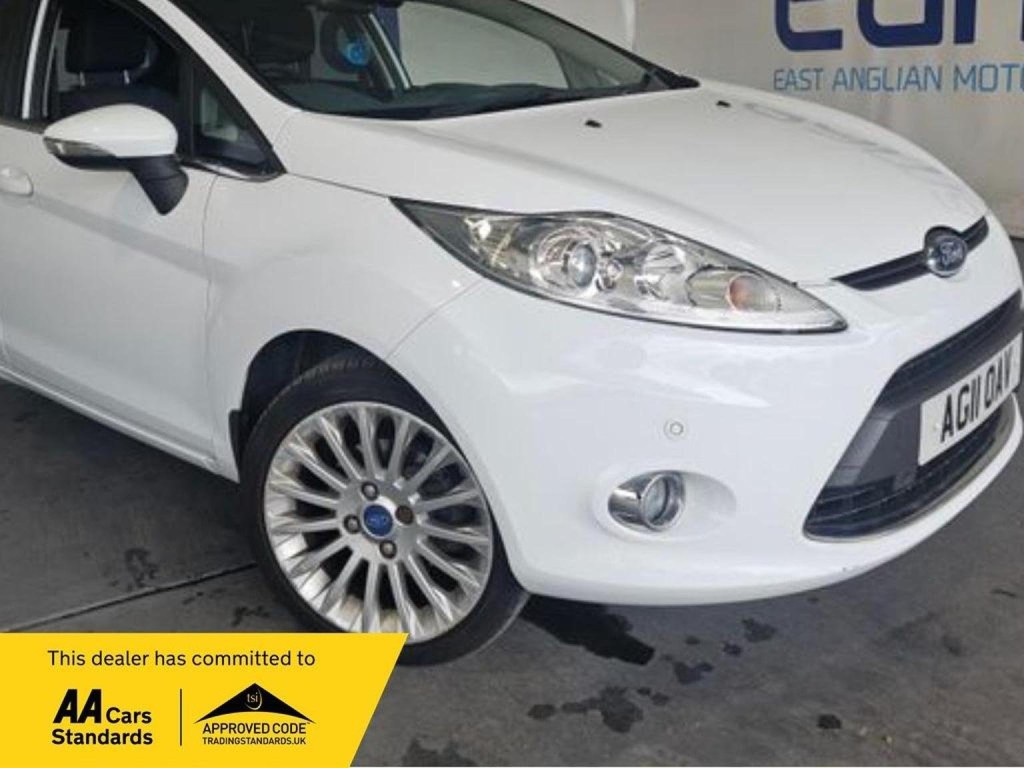 FORD FIESTA 1.4 Titanium 5dr
