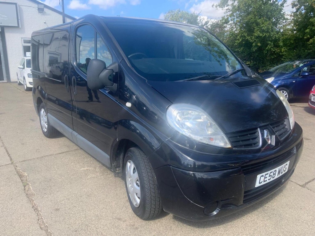 RENAULT TRAFIC 2.0 TD dCi SL27 L1 H1 4dr
