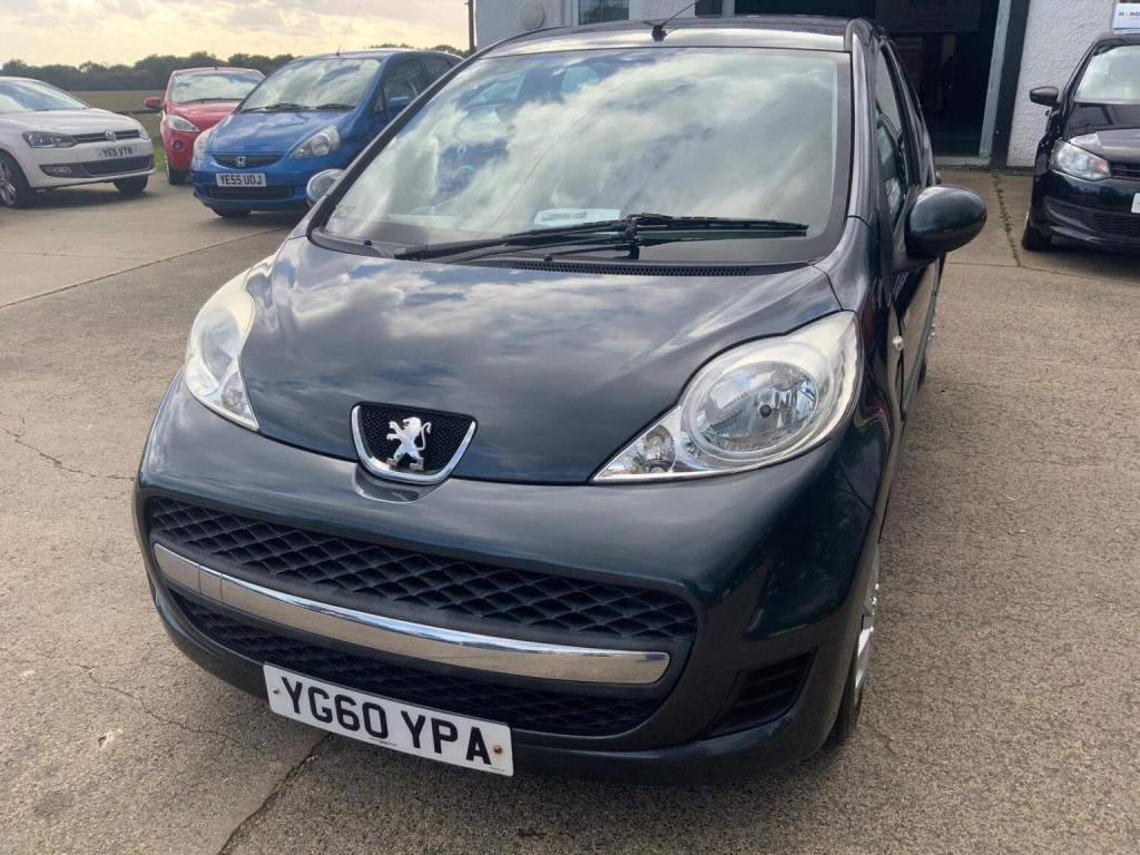 PEUGEOT 107 1.0 12V Millesim Euro 4 5dr