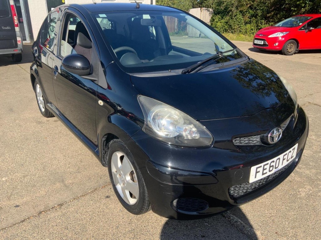 TOYOTA AYGO 1.0 VVT-i Black Euro 4 5dr (AC)