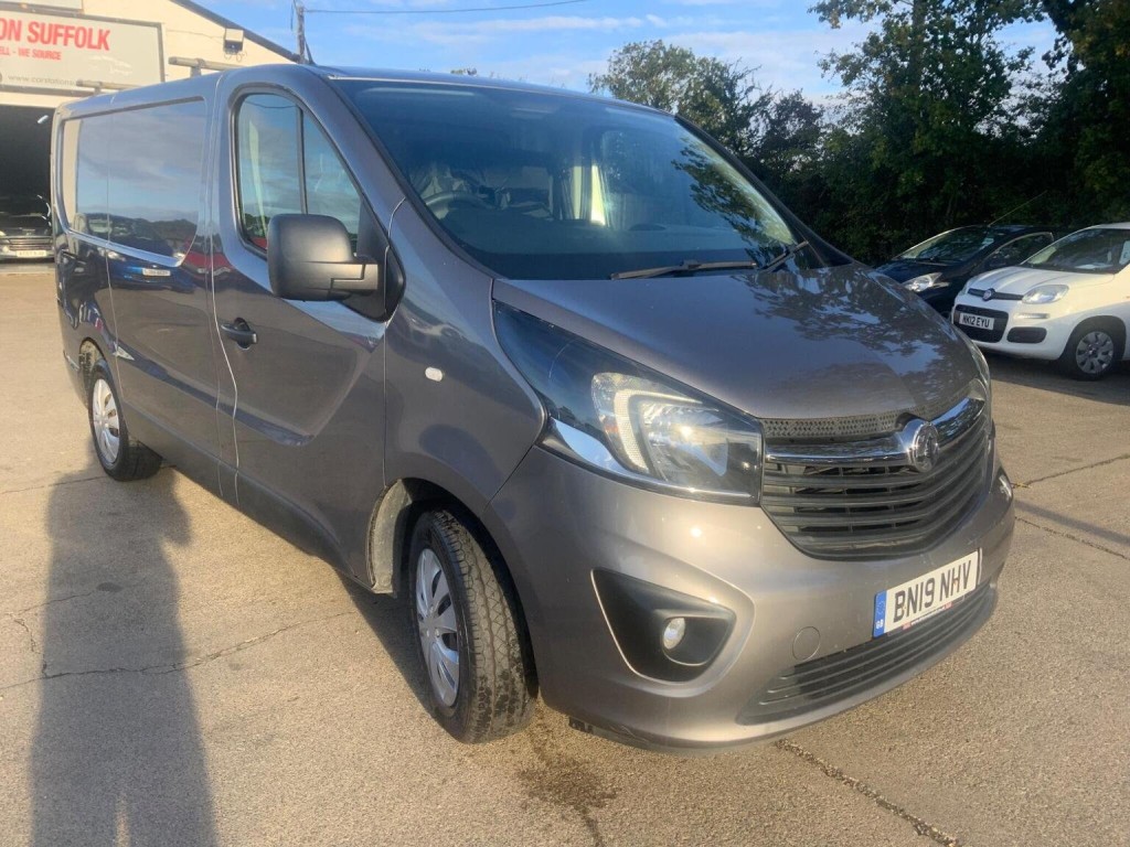 VAUXHALL VIVARO 1.6 CDTi 2700 BiTurbo ecoTEC Sportive L1 H1 Euro 6 (s/s) 5dr