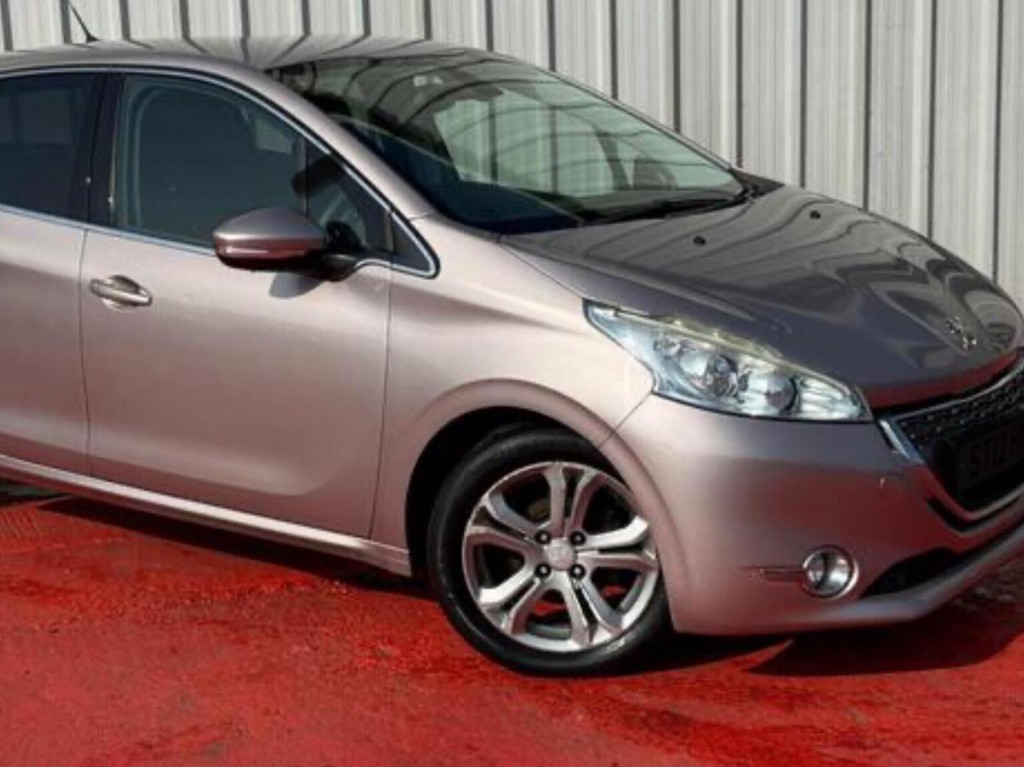 PEUGEOT 208 1.2 VTi PureTech Allure Euro 6 5dr