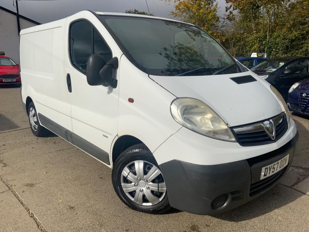 VAUXHALL VIVARO 2.0 2900 CDTi FWD L1 4dr