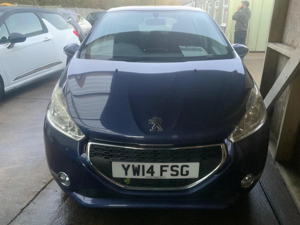PEUGEOT 208 1.2 VTi PureTech Active Euro 5 5dr