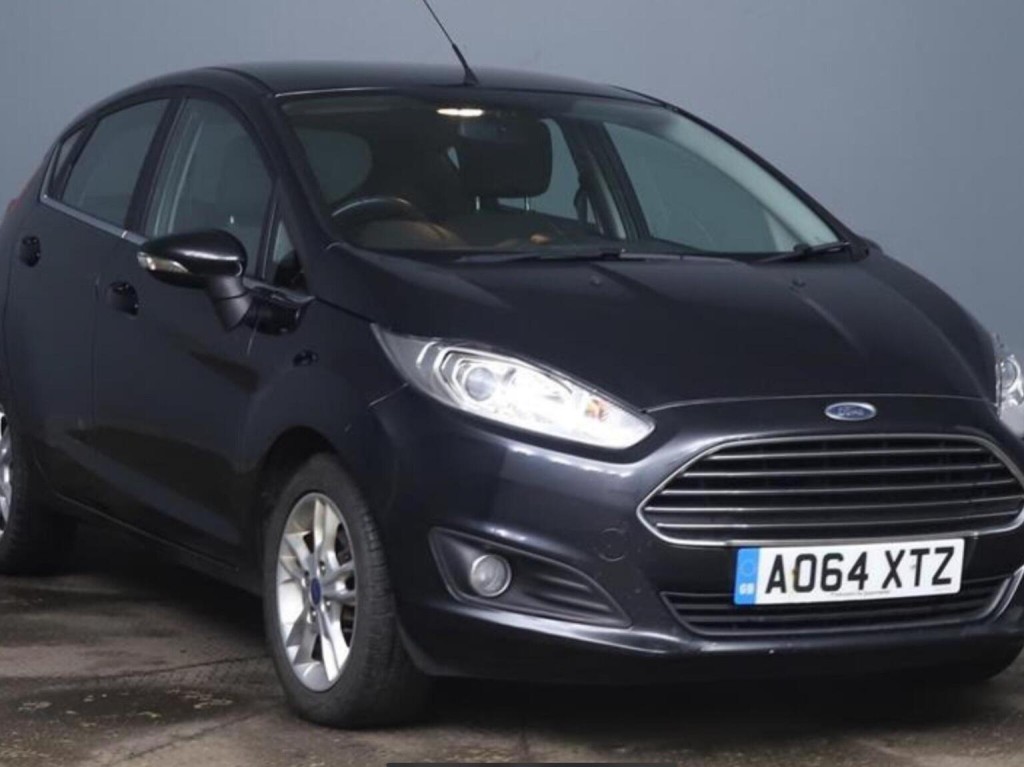 FORD FIESTA 1.6 Zetec Powershift Euro 5 5dr