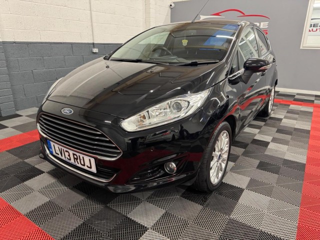 FORD FIESTA 1.6 Titanium X Powershift Euro 5 5dr