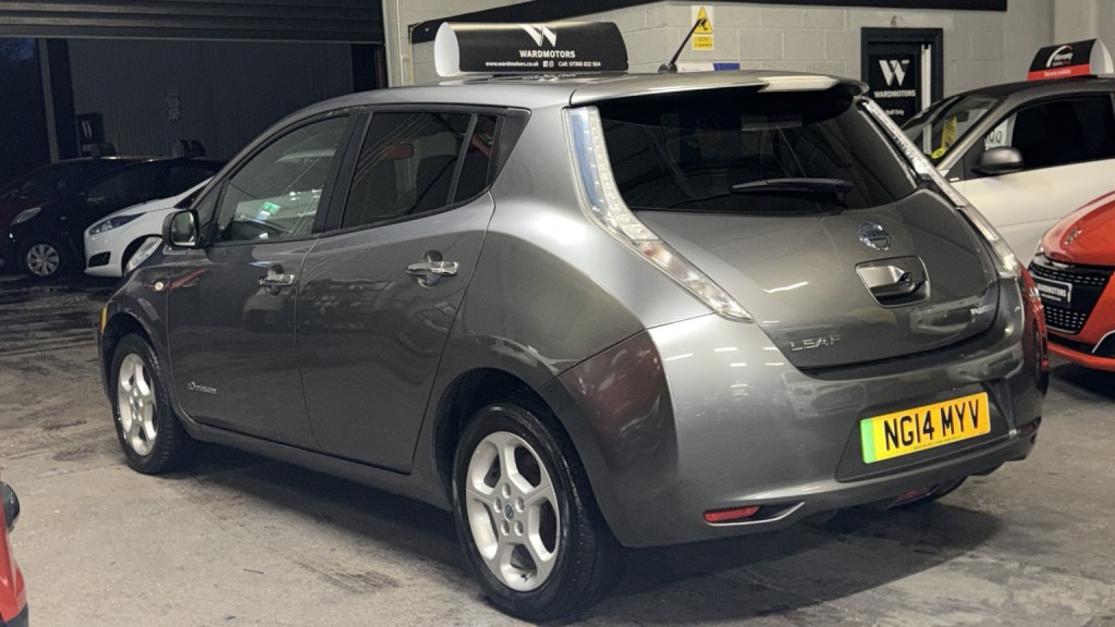 NISSAN LEAF