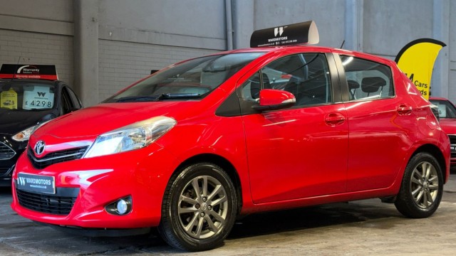 TOYOTA YARIS
