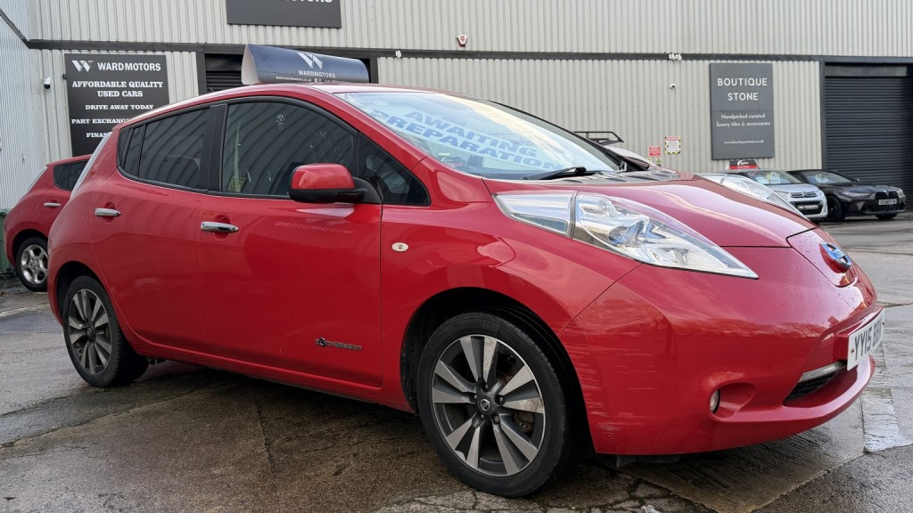 NISSAN LEAF