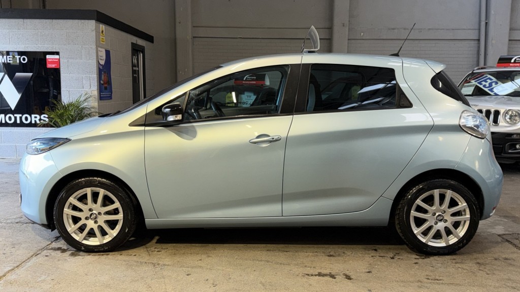 RENAULT ZOE