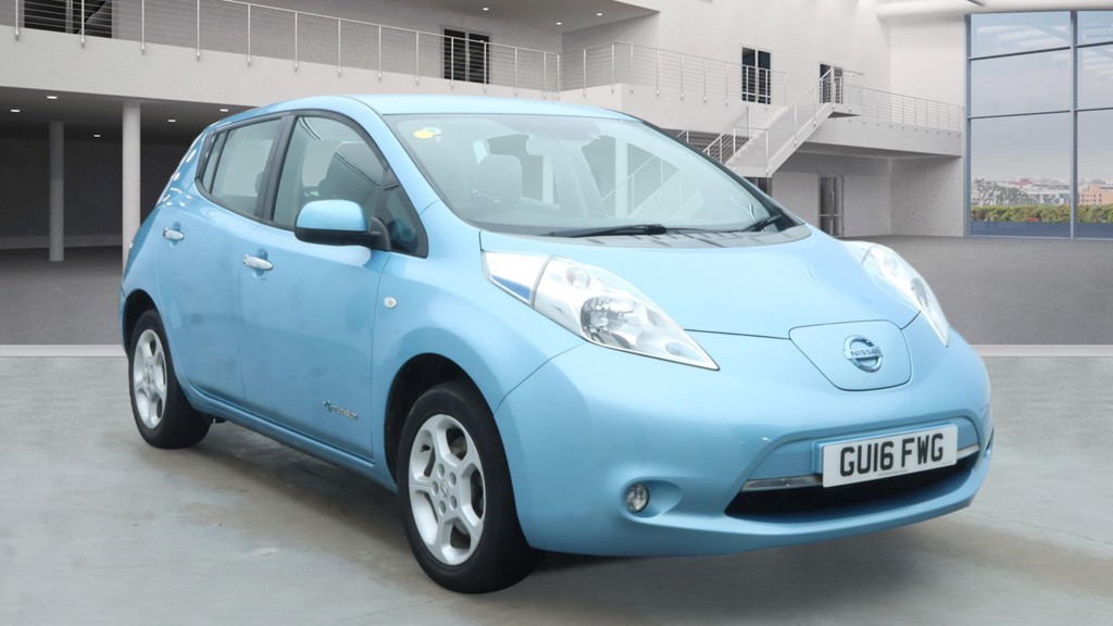 NISSAN LEAF