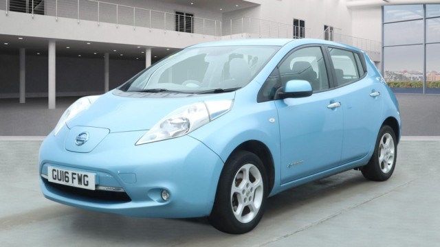 NISSAN LEAF