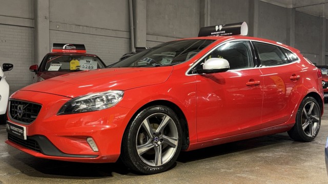VOLVO V40