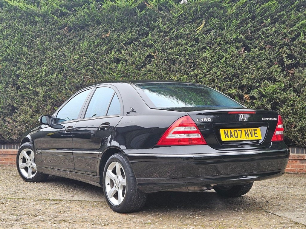 MERCEDES-BENZ C CLASS