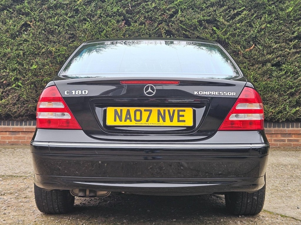 MERCEDES-BENZ C CLASS