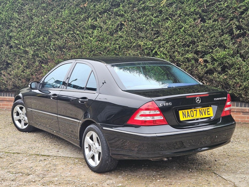 MERCEDES-BENZ C CLASS