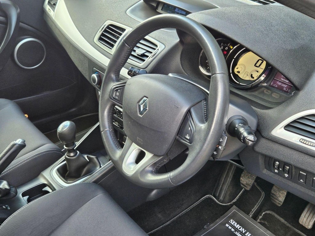 RENAULT MEGANE