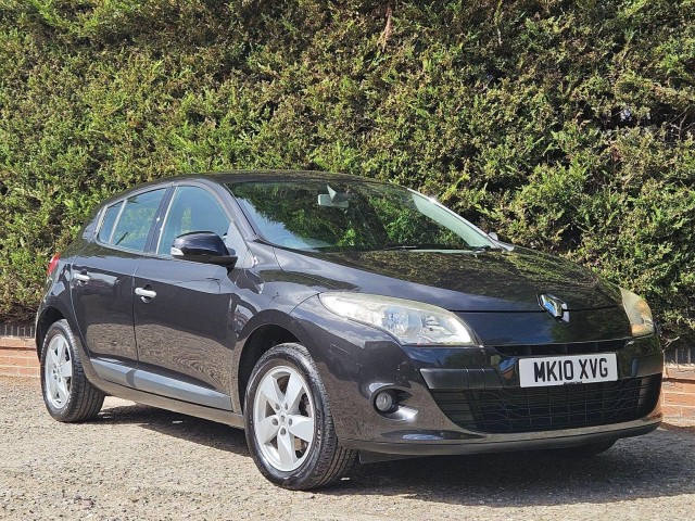 RENAULT MEGANE 1.6 16V Dynamique Euro 5 5dr