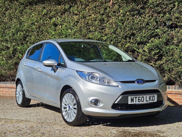 FORD FIESTA 1.4 Titanium 5dr