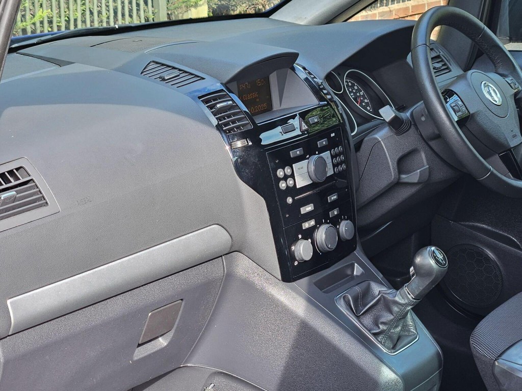 VAUXHALL ZAFIRA