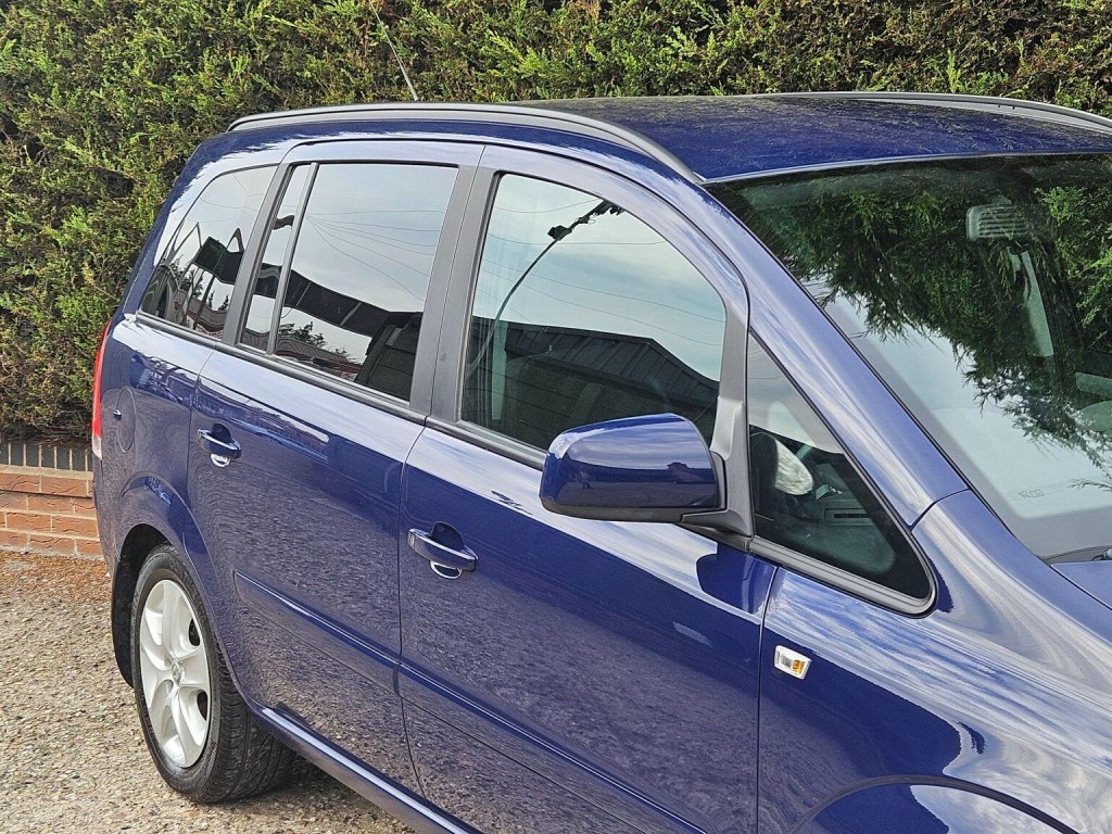 VAUXHALL ZAFIRA