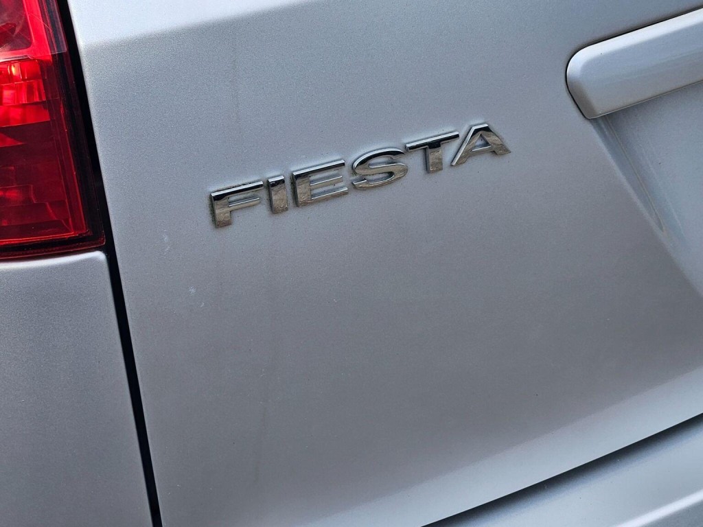 FORD FIESTA
