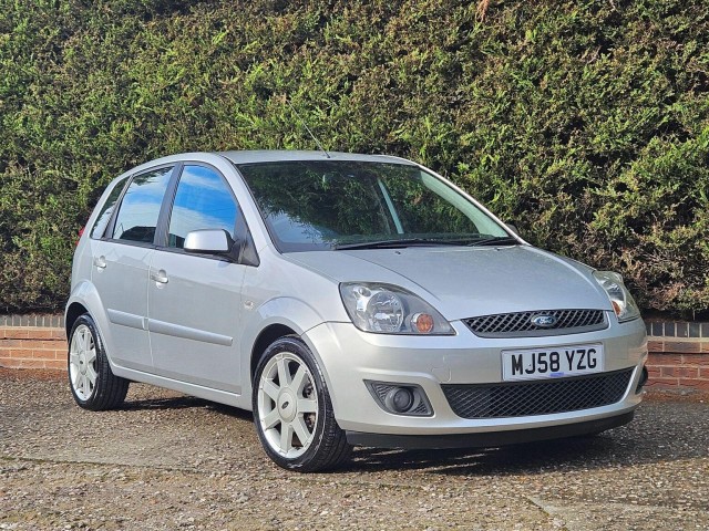 FORD FIESTA 1.4 Zetec Blue Edition 5dr