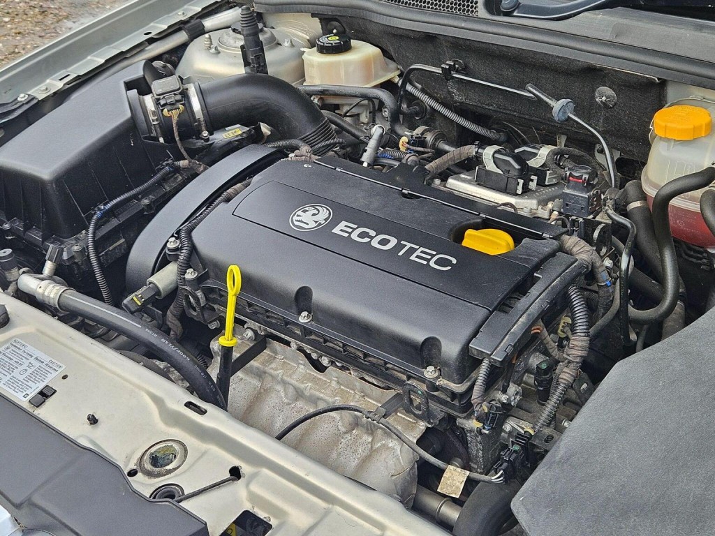 VAUXHALL VECTRA