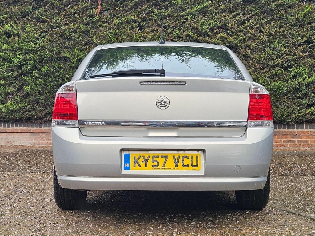 VAUXHALL VECTRA