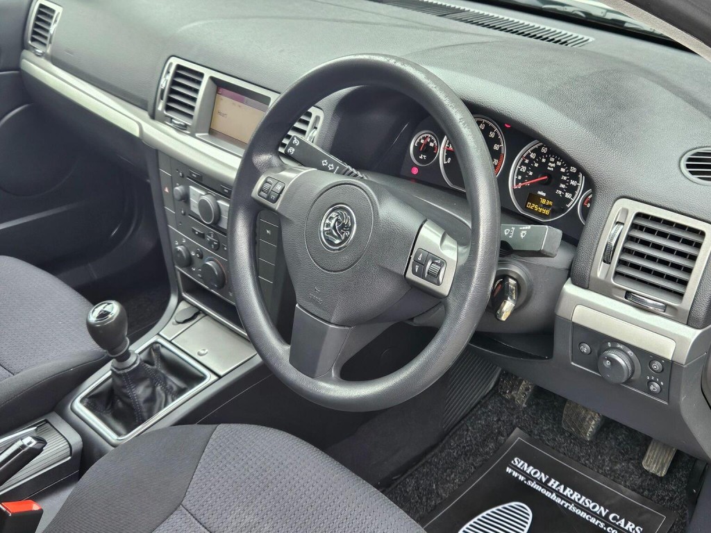 VAUXHALL VECTRA