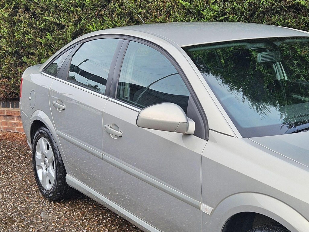 VAUXHALL VECTRA