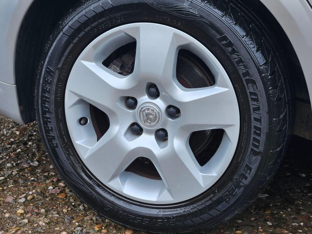 VAUXHALL VECTRA